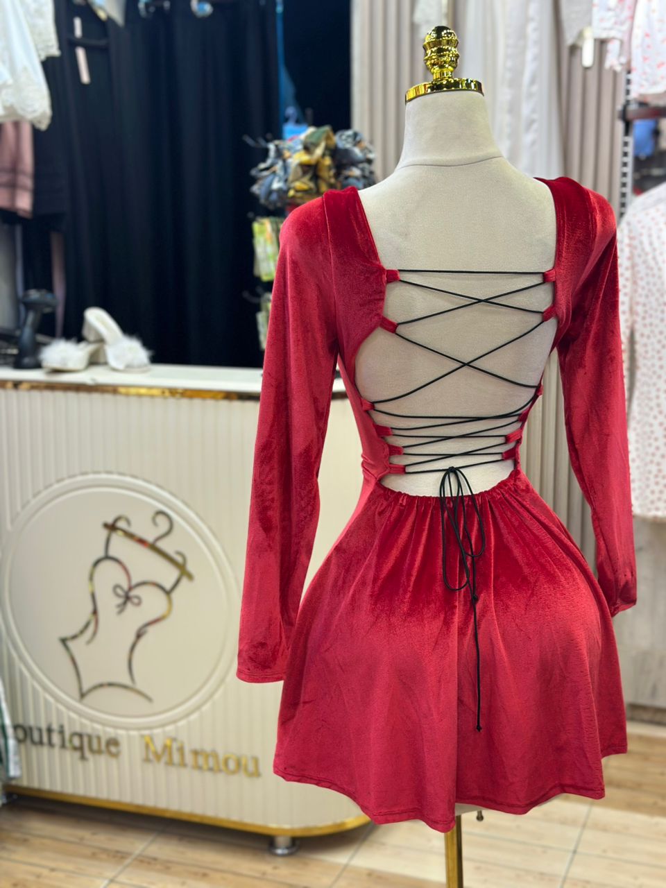 La Robe Patineuse à Dos Nu