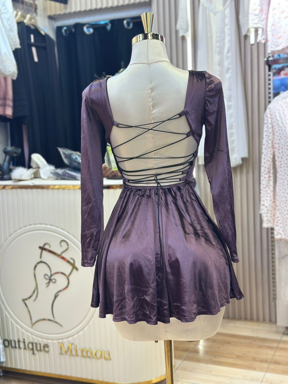 La Robe Patineuse à Dos Nu